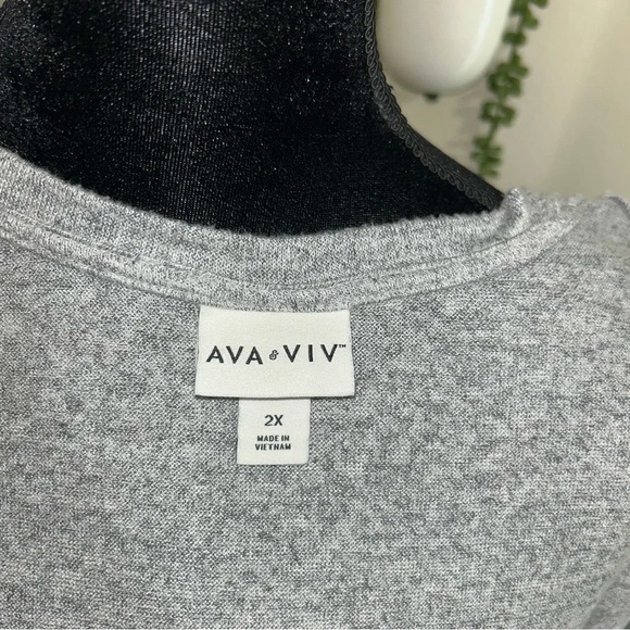 Ava & Viv gray sleeveless top - Picture 6 of 6